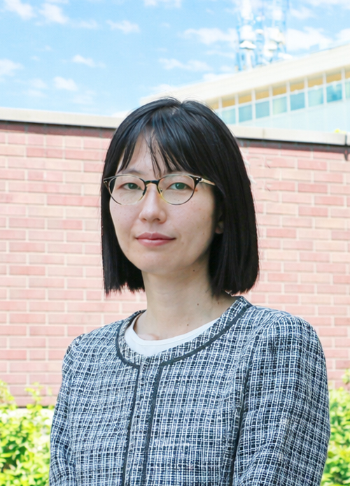 菅 彩香（スガ サヤカ）講師