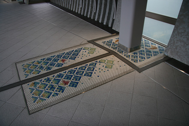 Mosaic tile